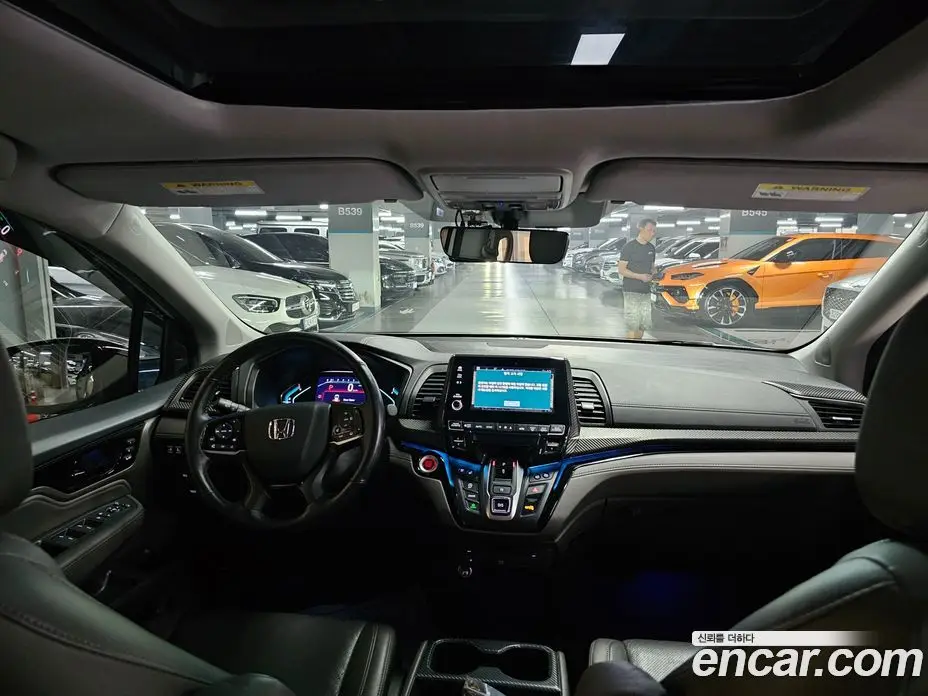 Honda Odyssey 2020 3.5 автомат (гидро), фото 6 Honda Odyssey 2020 3.5 автомат (гидро), фото 6