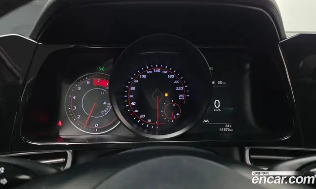 Hyundai Avante 2021 1.6 автомат (гидро), миниатюра 11