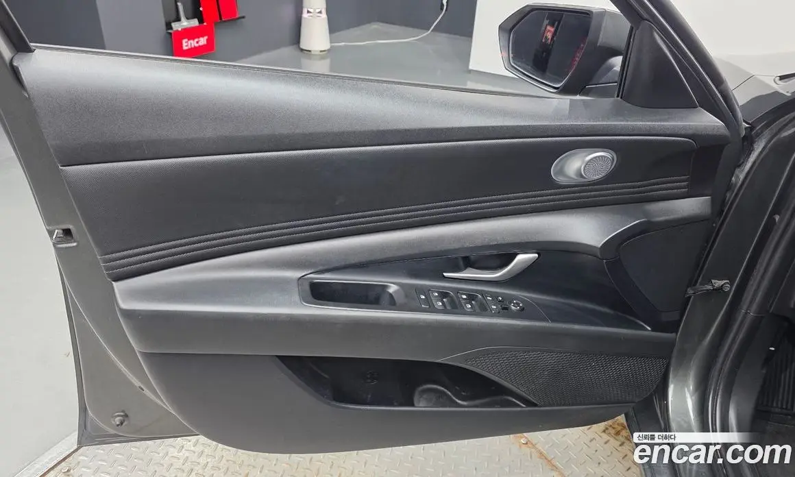 Hyundai Avante 2021 1.6 автомат (гидро), фото 14