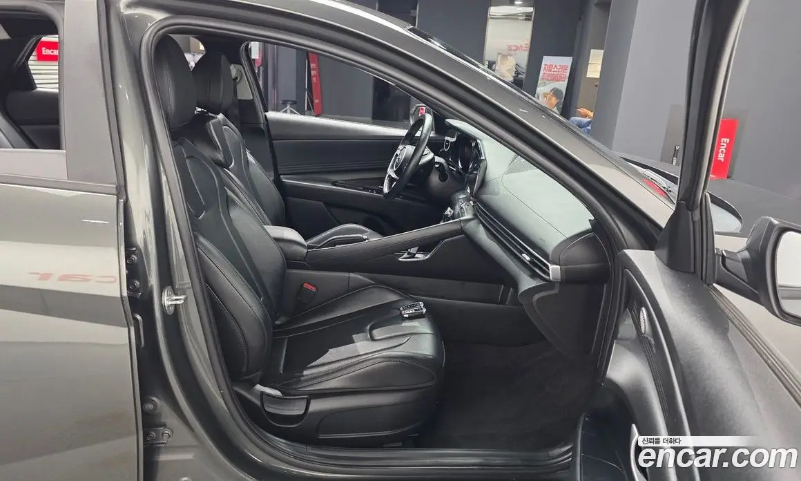 Hyundai Avante 2021 1.6 автомат (гидро), фото 16