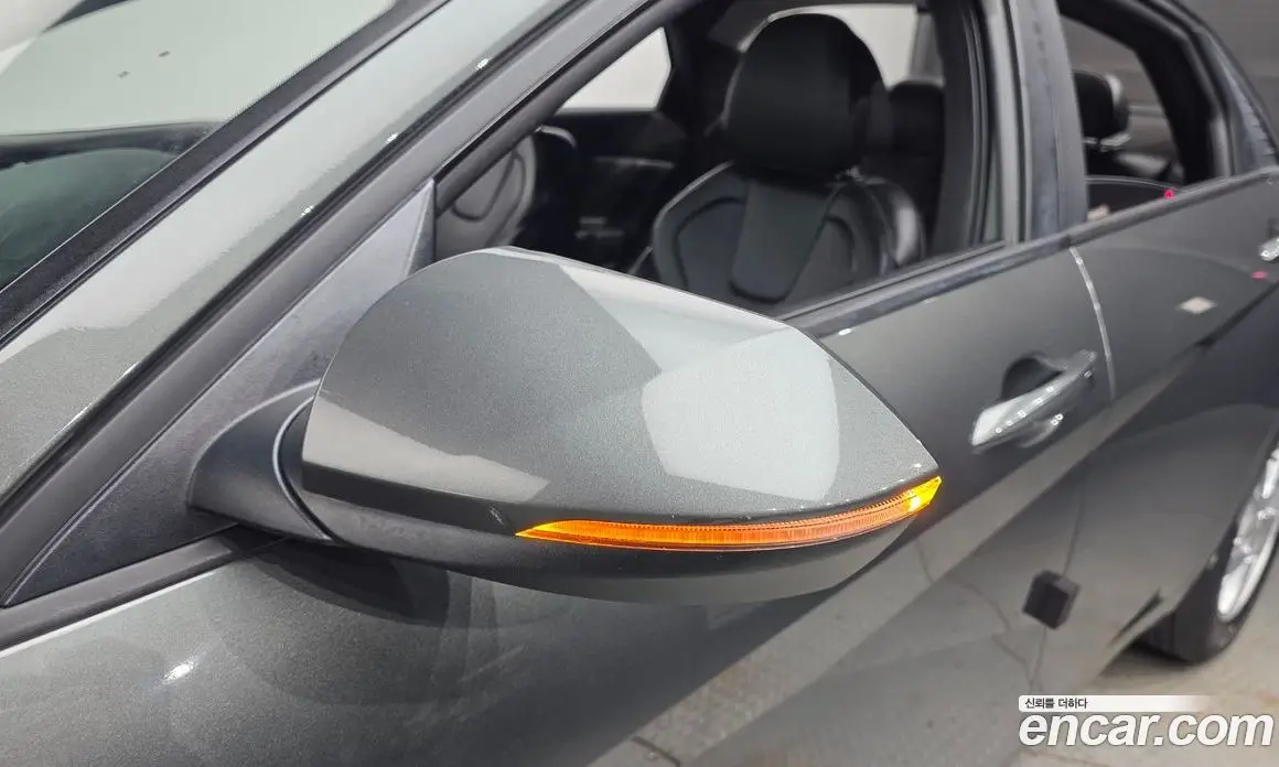 Hyundai Avante 2021 1.6 автомат (гидро), фото 28