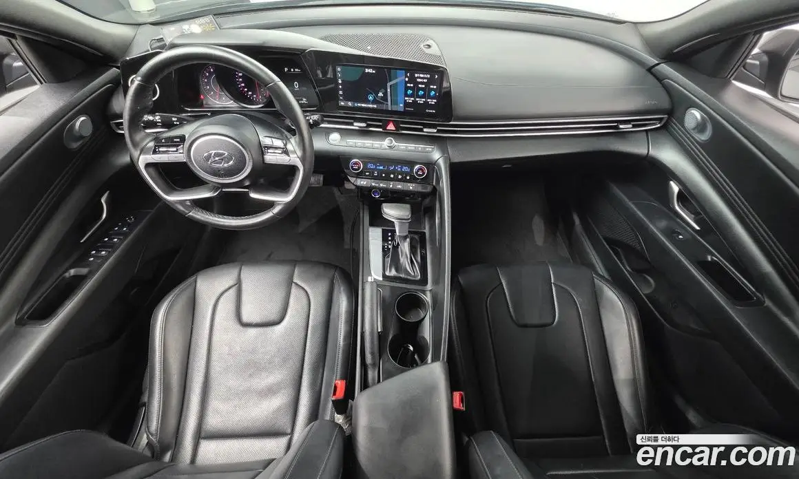 Hyundai Avante 2021 1.6 автомат (гидро), фото 10