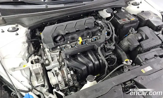 Hyundai Avante 2022 1.6 автомат (гидро), миниатюра 6