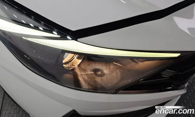 Hyundai Avante 2022 1.6 автомат (гидро), миниатюра 8
