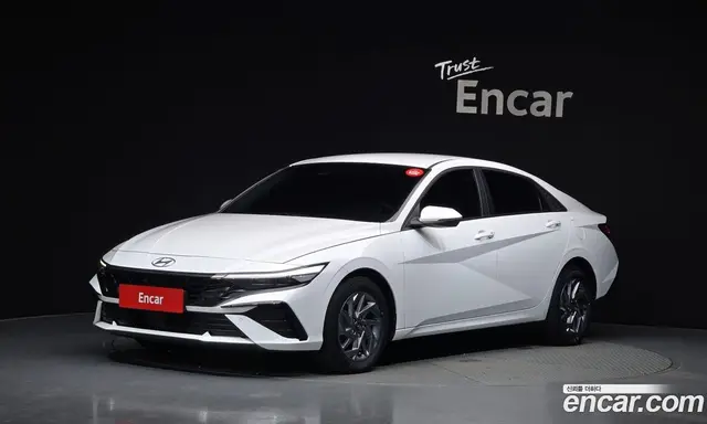 Hyundai Avante 2023 1.6 автомат (гидро), миниатюра 1