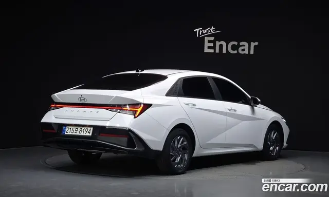 Hyundai Avante 2023 1.6 автомат (гидро), миниатюра 2