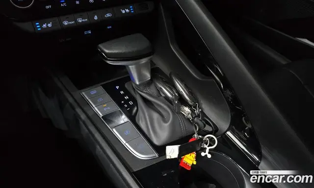 Hyundai Avante 2023 1.6 автомат (гидро), миниатюра 12