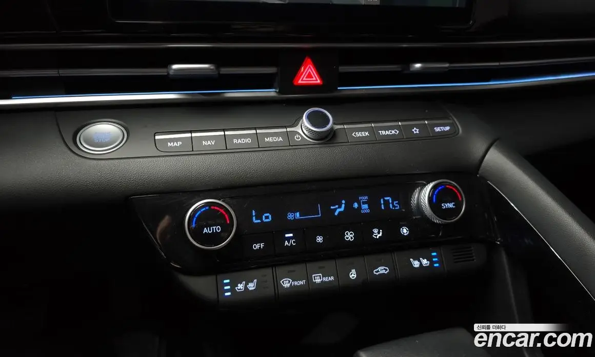 Hyundai Avante 2023 1.6 автомат (гидро), фото 24