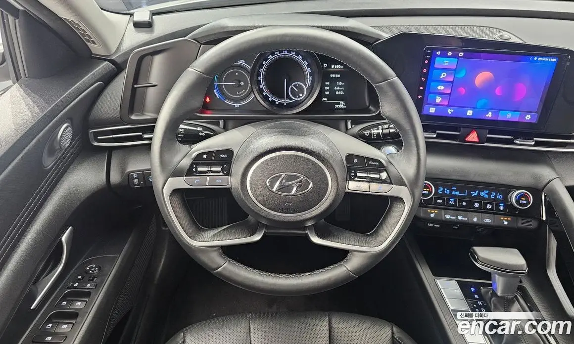 Hyundai Avante 2023 1.6 автомат (гидро), фото 19