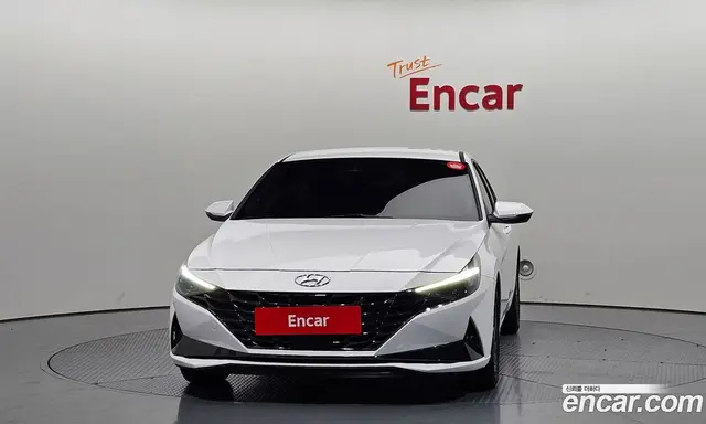 Hyundai Avante 2023 1.6 автомат (гидро), миниатюра 3