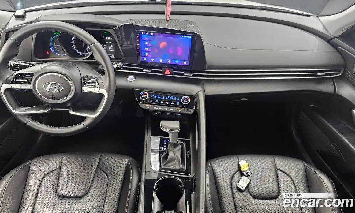 Hyundai Avante 2023 1.6 автомат (гидро), фото 10