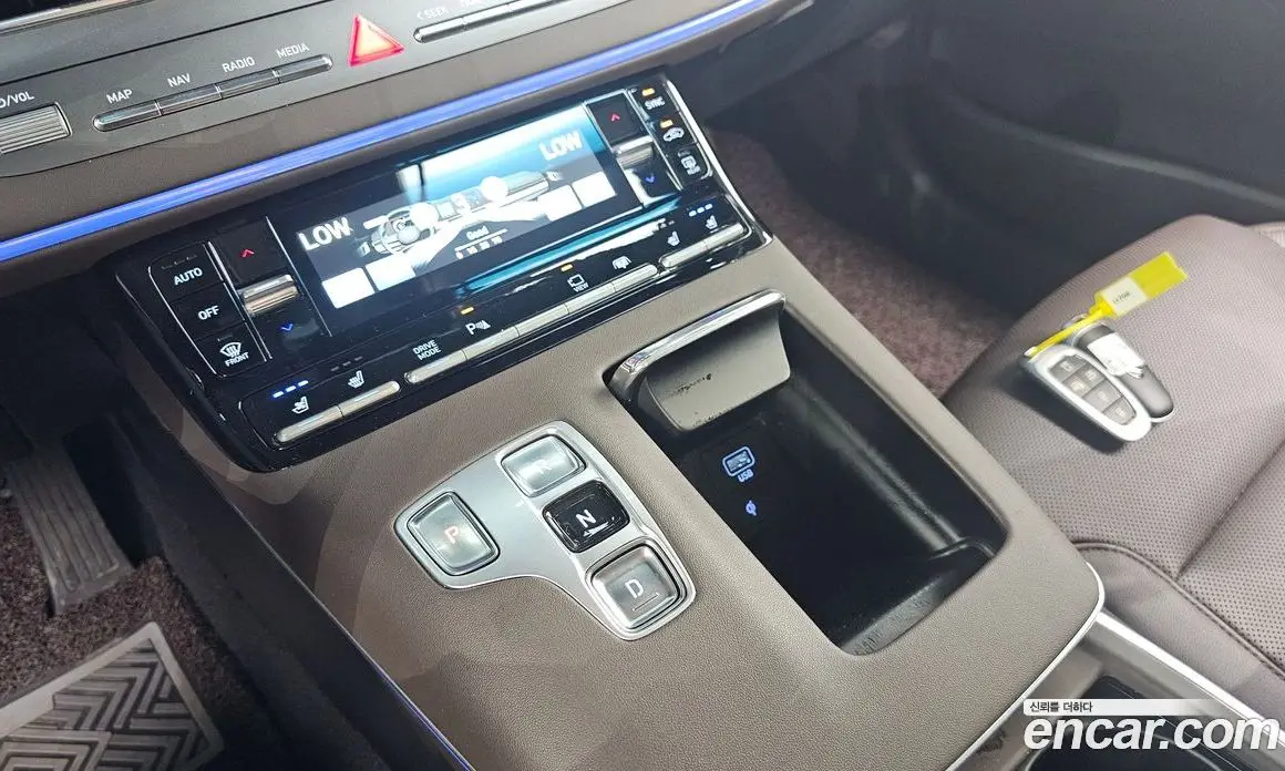 Hyundai Grandeur 2022 2.5 автомат (гидро), фото 9
