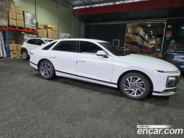 Hyundai Grandeur 2025 2.5 автомат (гидро), миниатюра 3