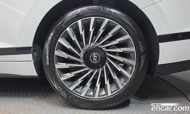Hyundai Grandeur 2025 1.6 автомат (гидро), миниатюра 5