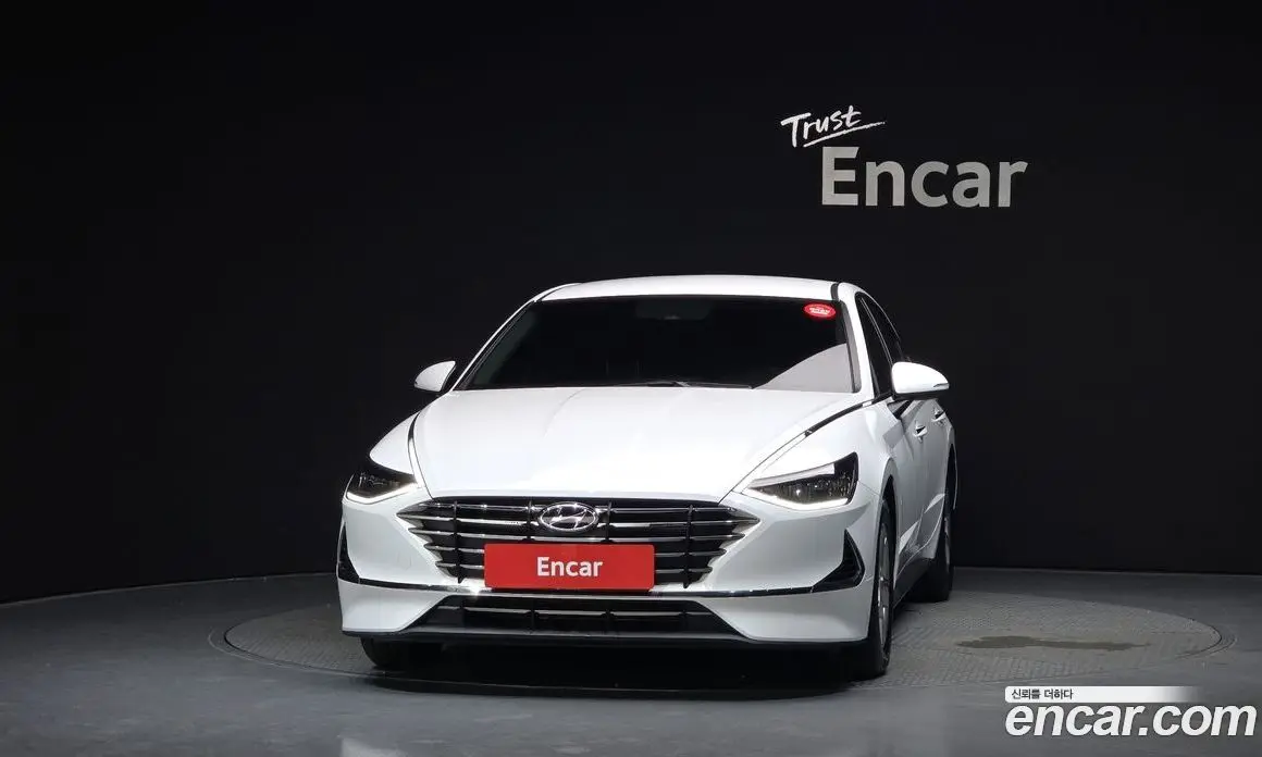 Hyundai Sonata 2019 2.0 автомат (гидро), фото 3