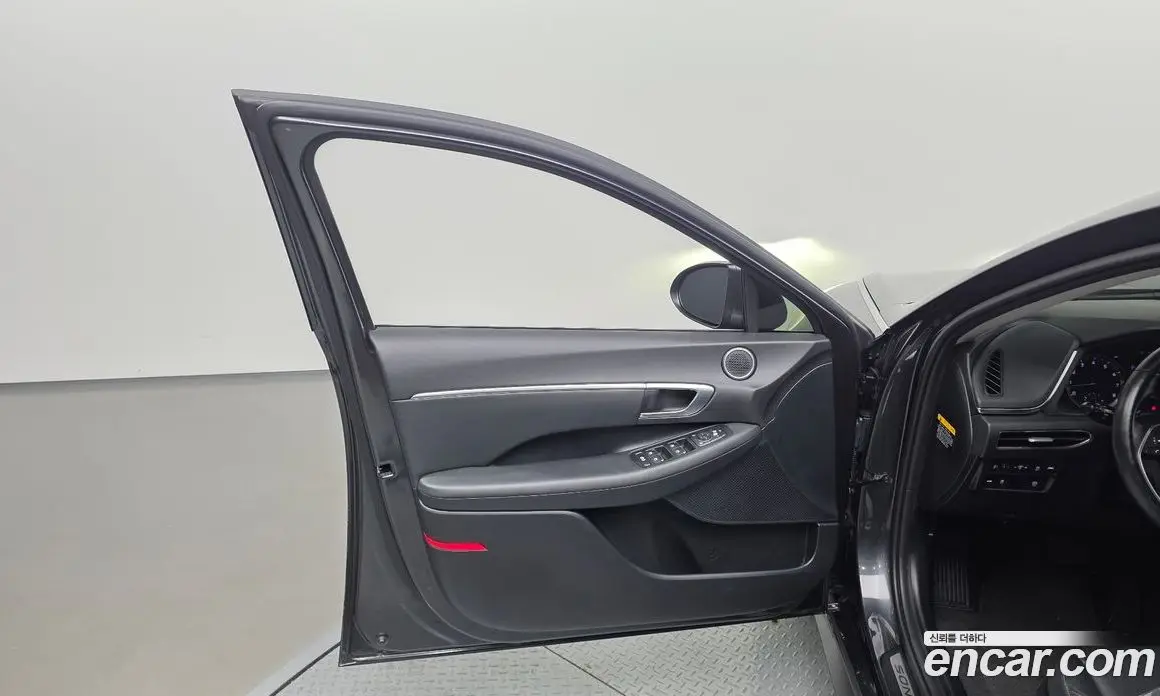 Hyundai Sonata 2020 2.0 автомат (гидро), фото 14
