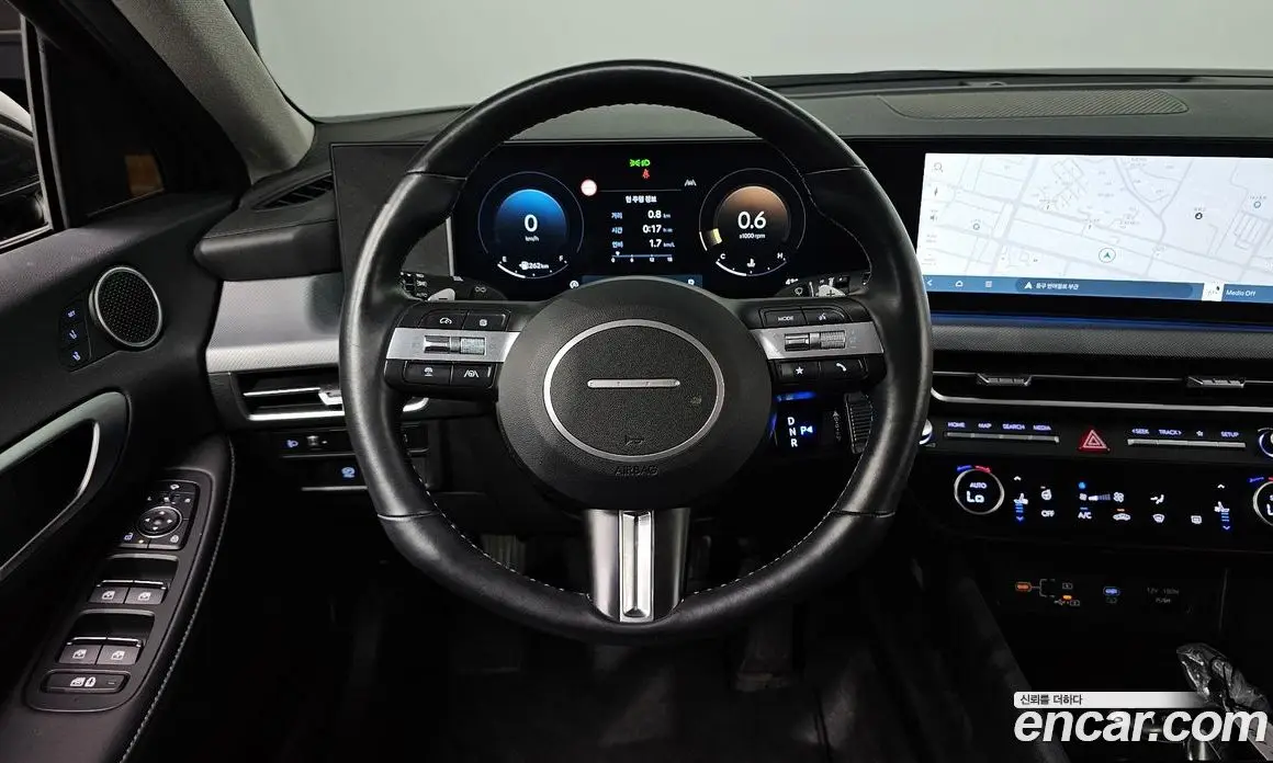Hyundai Sonata 2024 2.0 автомат (гидро), фото 17