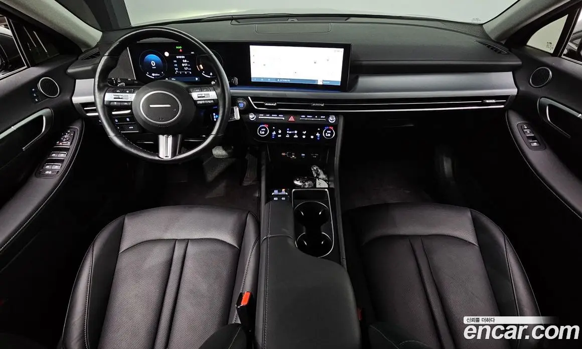 Hyundai Sonata 2024 2.0 автомат (гидро), фото 9