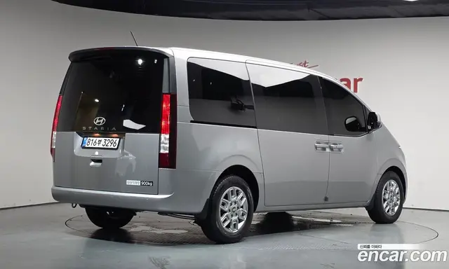 Hyundai Staria 2025 2.2 автомат (гидро), миниатюра 1
