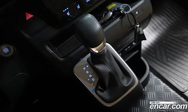 Hyundai Staria 2025 2.2 автомат (гидро), миниатюра 11