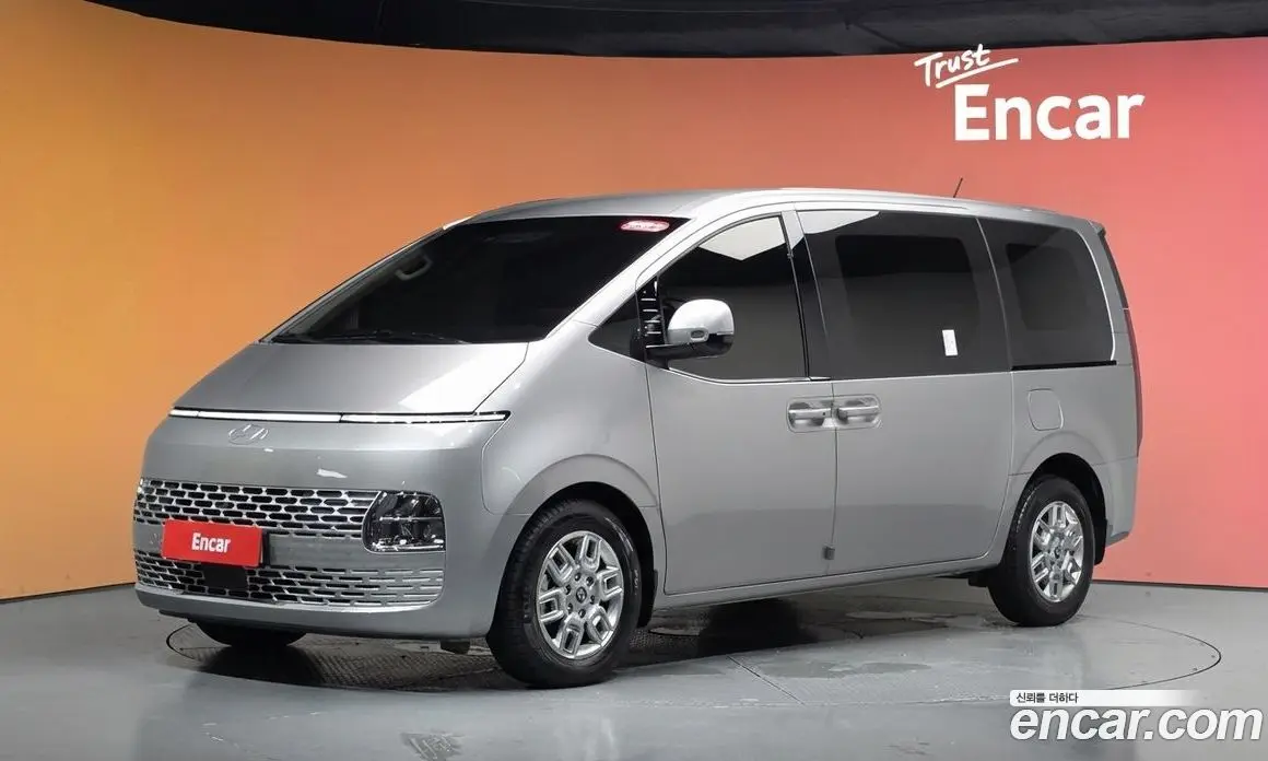 Hyundai Staria 2025 2.2 автомат (гидро), фото 33