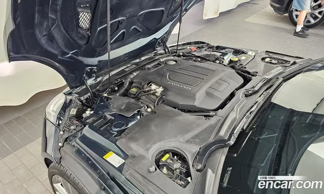 Jaguar F-Type 2015 3.0 автомат (гидро), миниатюра 6