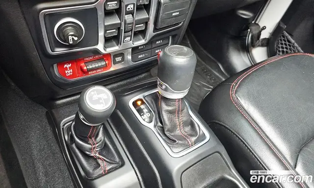 Jeep Wrangler 2019 2.0 автомат (гидро), миниатюра 12