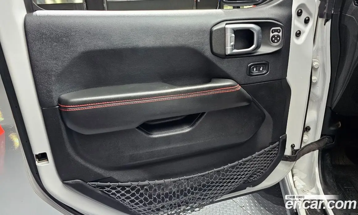 Jeep Wrangler 2019 2.0 автомат (гидро), фото 14