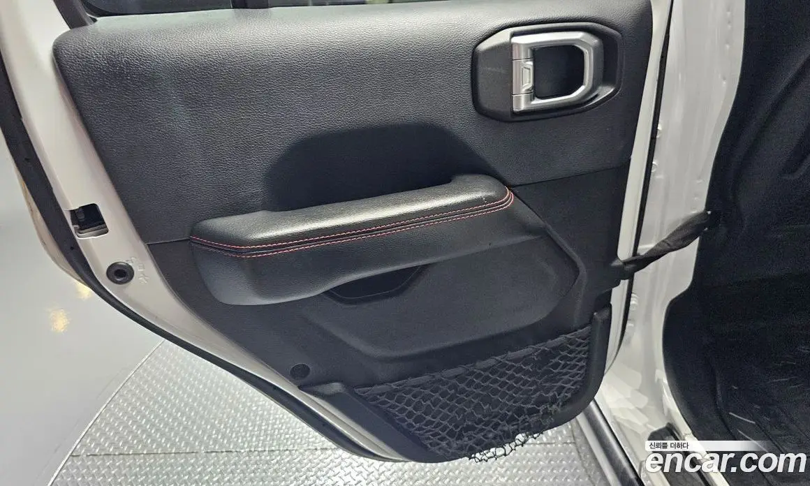 Jeep Wrangler 2019 2.0 автомат (гидро), фото 15