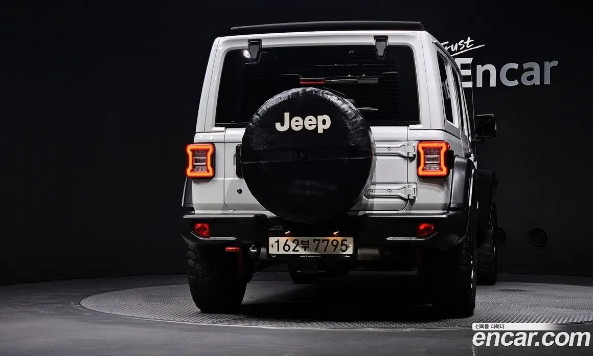 Jeep Wrangler 2019 2.0 автомат (гидро), фото 4