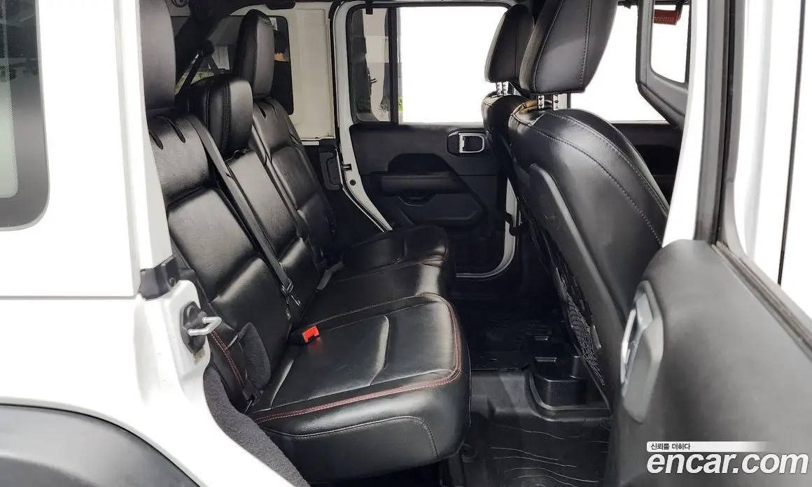 Jeep Wrangler 2019 2.0 автомат (гидро), фото 12