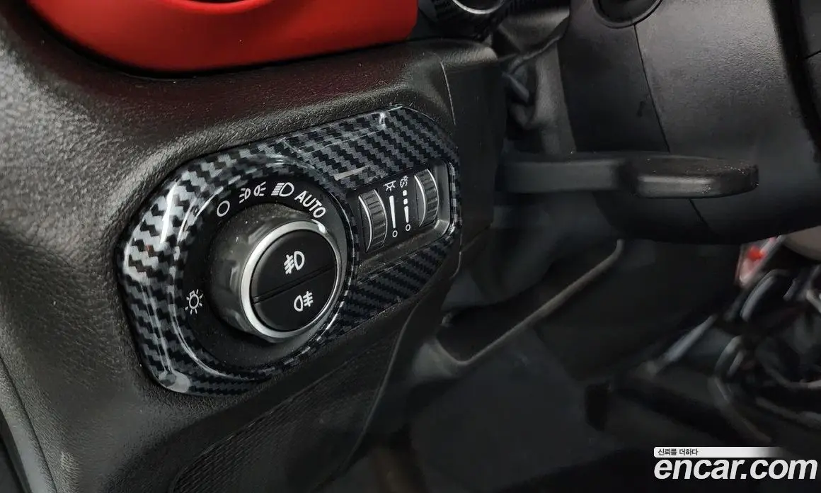 Jeep Wrangler 2019 2.0 автомат (гидро), фото 17