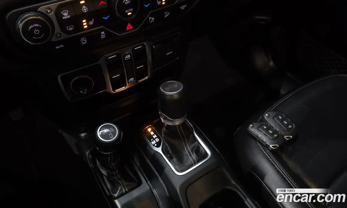 Jeep Wrangler 2020 2.0 автомат (гидро), фото 12