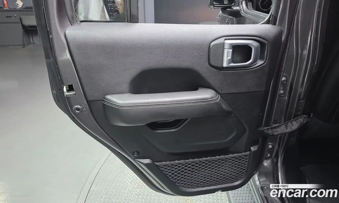 Jeep Wrangler 2020 2.0 автомат (гидро), фото 15