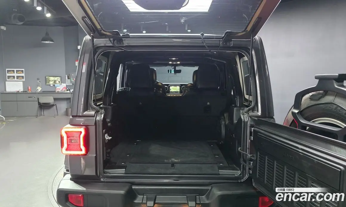 Jeep Wrangler 2020 2.0 автомат (гидро), фото 26