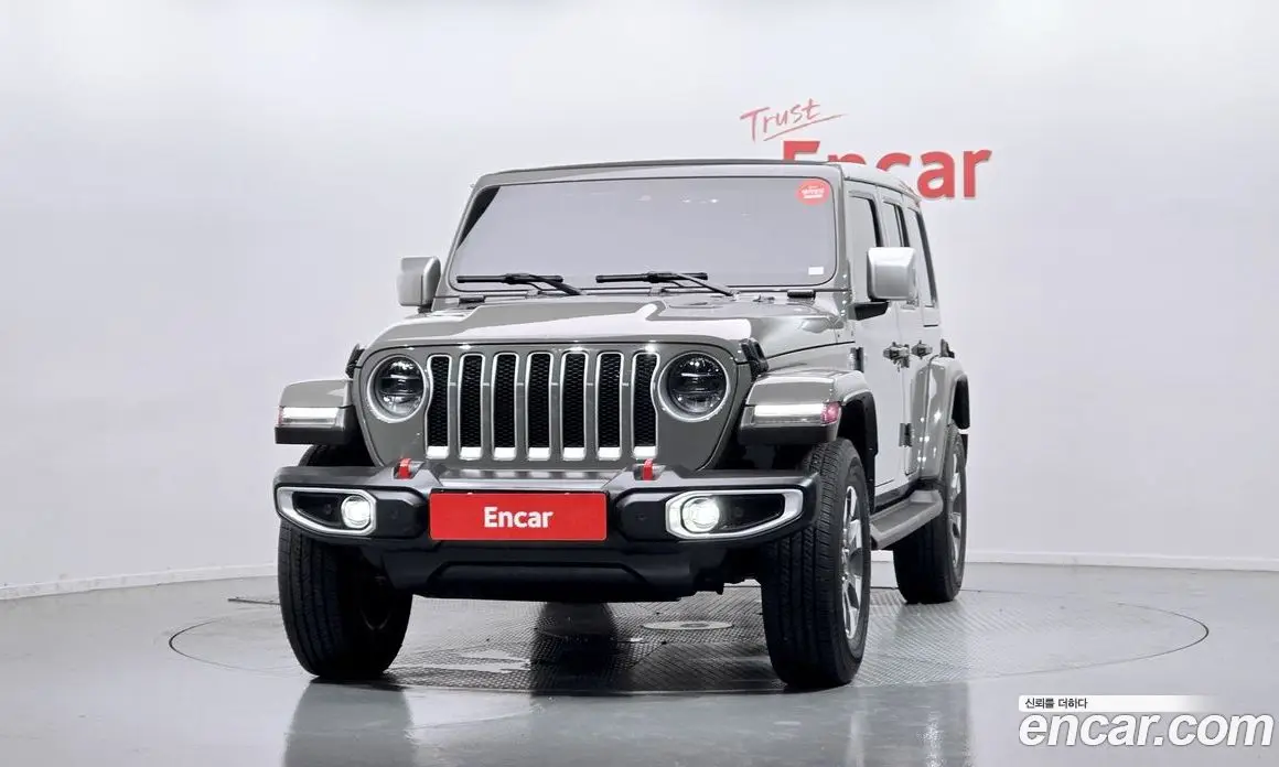 Jeep Wrangler 2023 2.0 автомат (гидро), фото 3