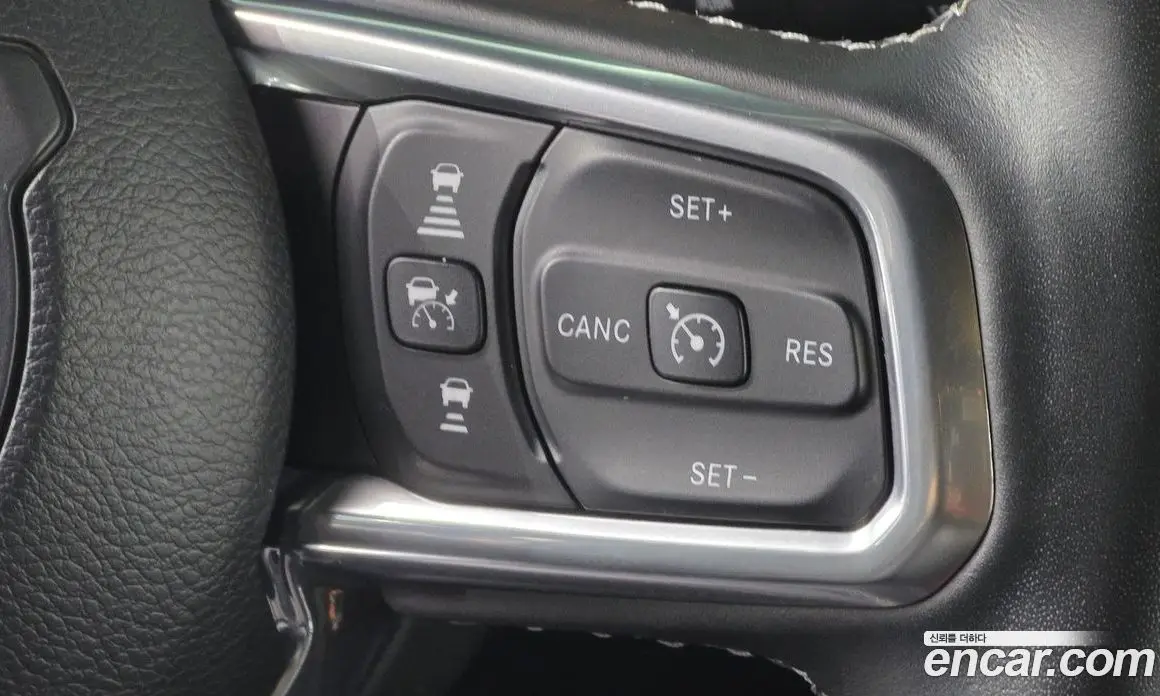 Jeep Wrangler 2023 2.0 автомат (гидро), фото 24