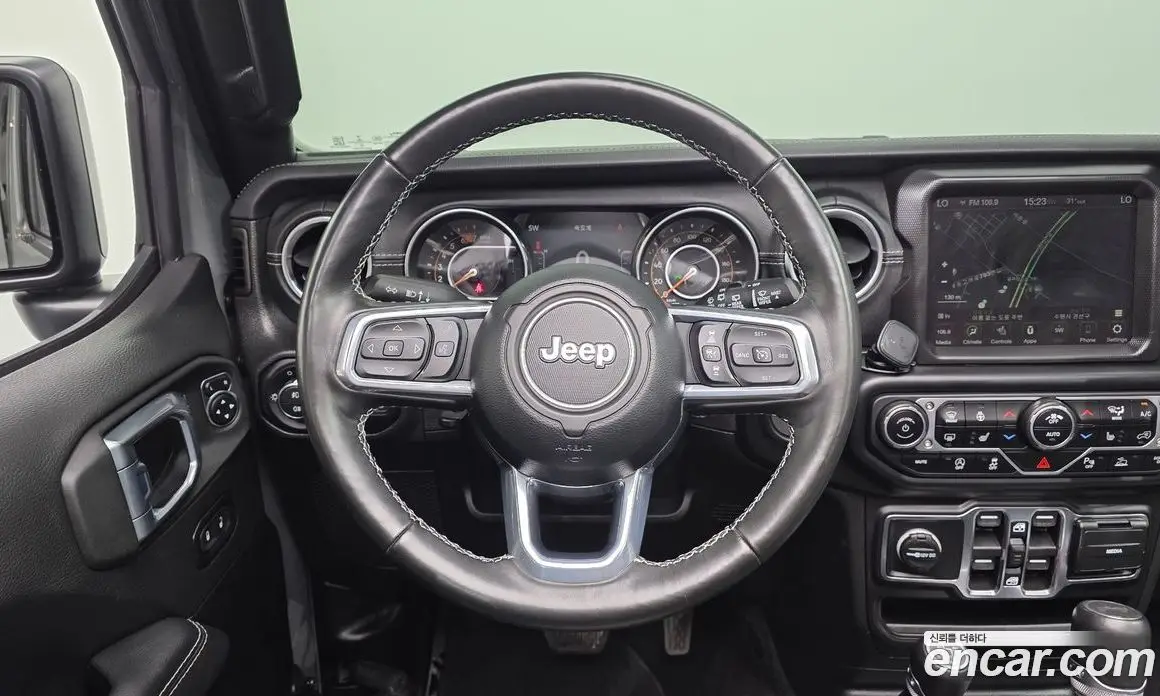 Jeep Wrangler 2023 2.0 автомат (гидро), фото 20