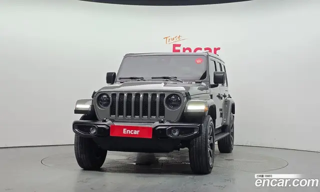 Jeep Wrangler 2023 2.0 автомат (гидро), миниатюра 3