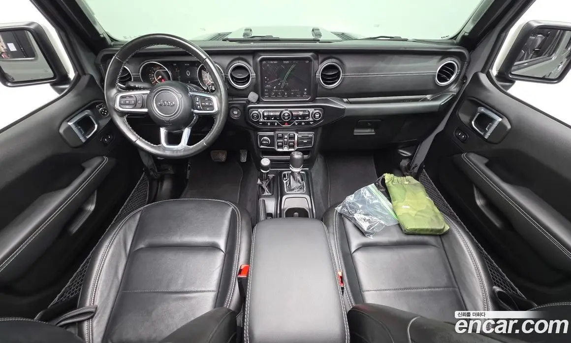 Jeep Wrangler 2023 2.0 автомат (гидро), фото 10