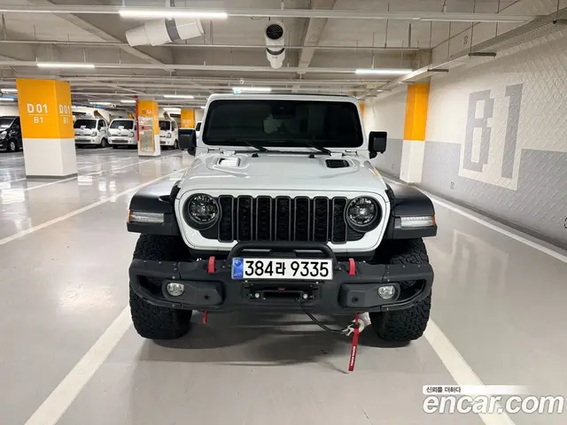 Jeep Wrangler 2024 2.0 автомат (гидро), миниатюра 2