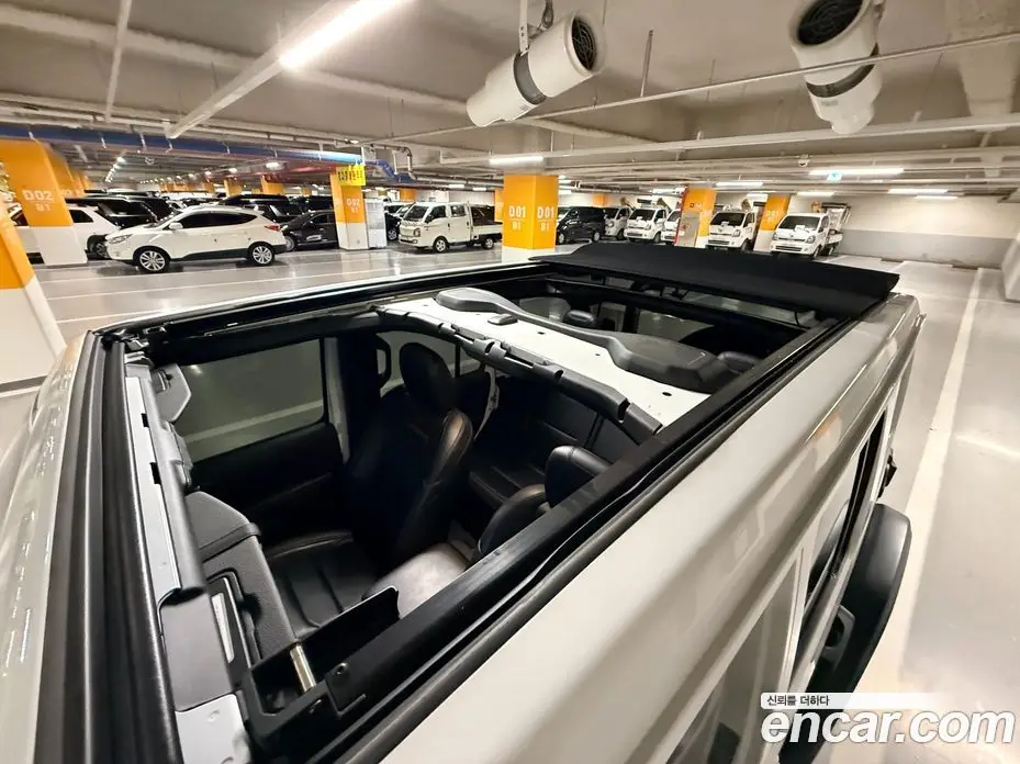Jeep Wrangler 2024 2.0 автомат (гидро), фото 17
