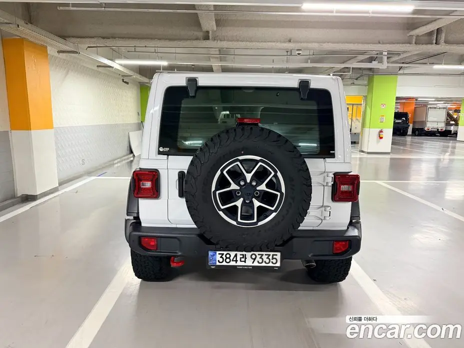 Jeep Wrangler 2024 2.0 автомат (гидро), фото 5