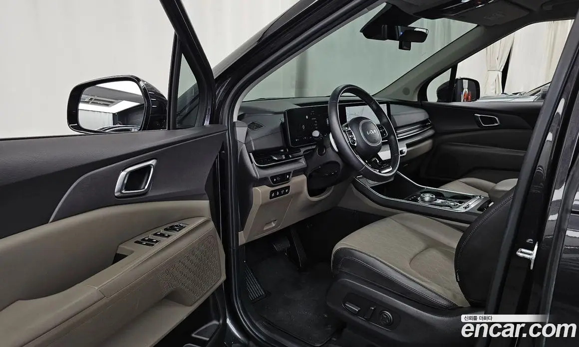 Kia Carnival 2023 3.5 автомат (гидро), фото 13
