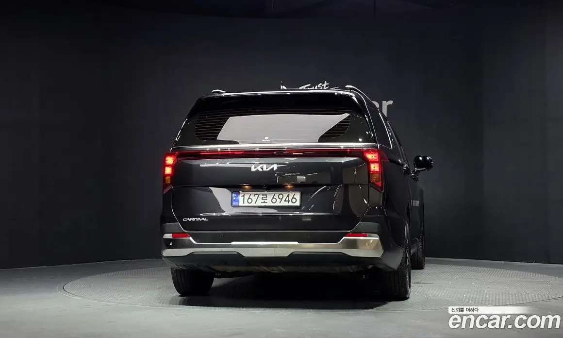 Kia Carnival 2023 3.5 автомат (гидро), фото 4
