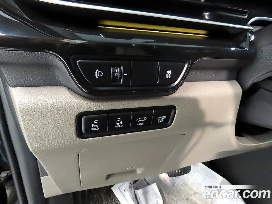Kia Carnival 2025 1.6 автомат (гидро), фото 13