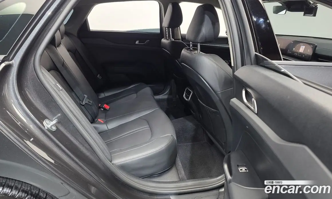 Kia K5 (Optima) 2024 1.6 автомат (гидро), фото 18