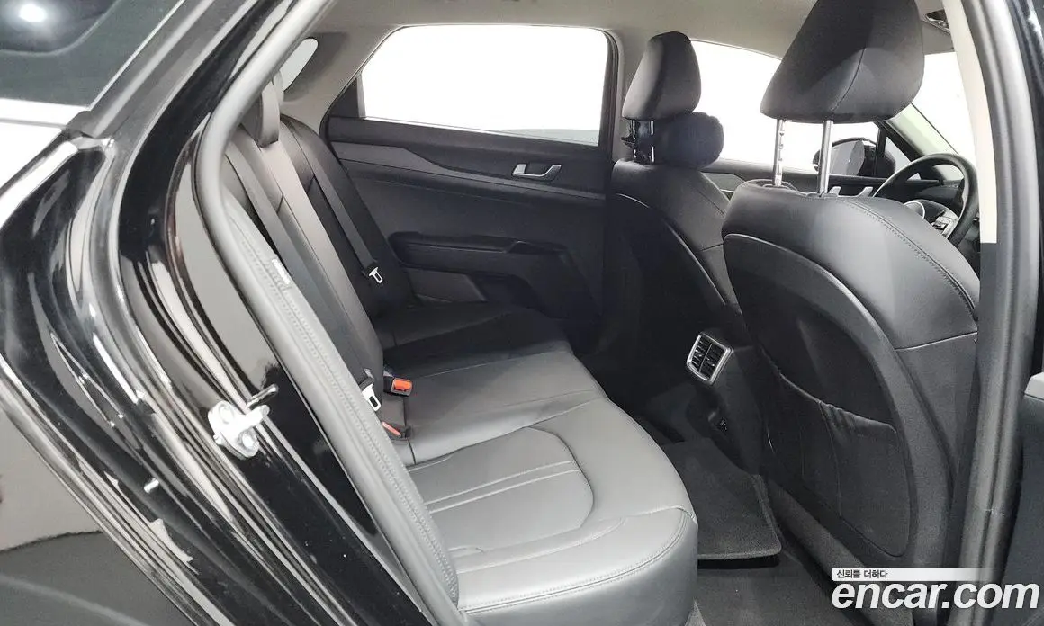Kia K5 (Optima) 2024 2.0 автомат (гидро), фото 17
