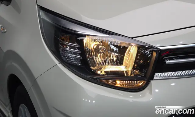 Kia Morning 2022 1.0 автомат (гидро), миниатюра 8