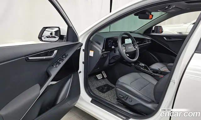 Kia Niro 2022 1.6 автомат (гидро), миниатюра 10